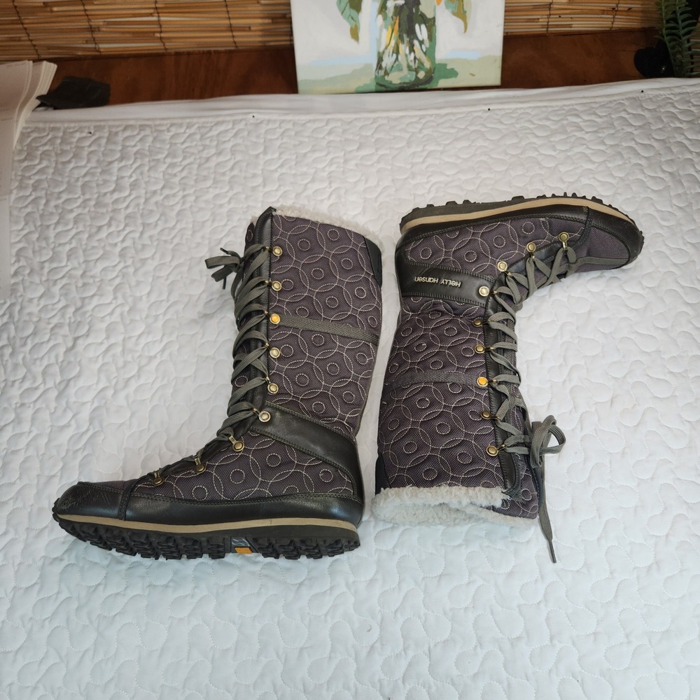 8.5 Helly Hansen Tall Winter Boots Olive Grey Quilted Faux Fur Lace Up Womens